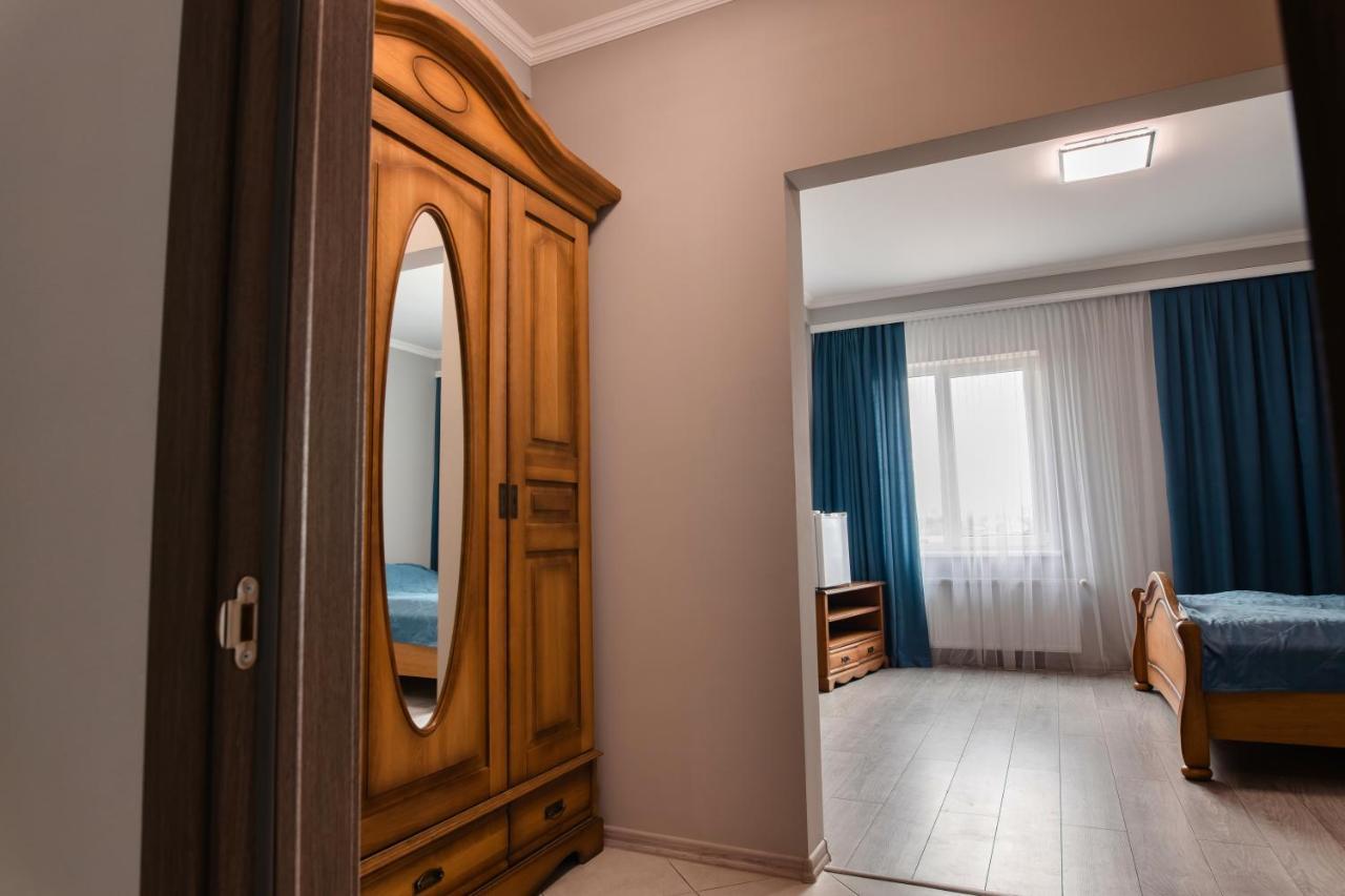 Af Trans Hotel Marshyntsi Экстерьер фото