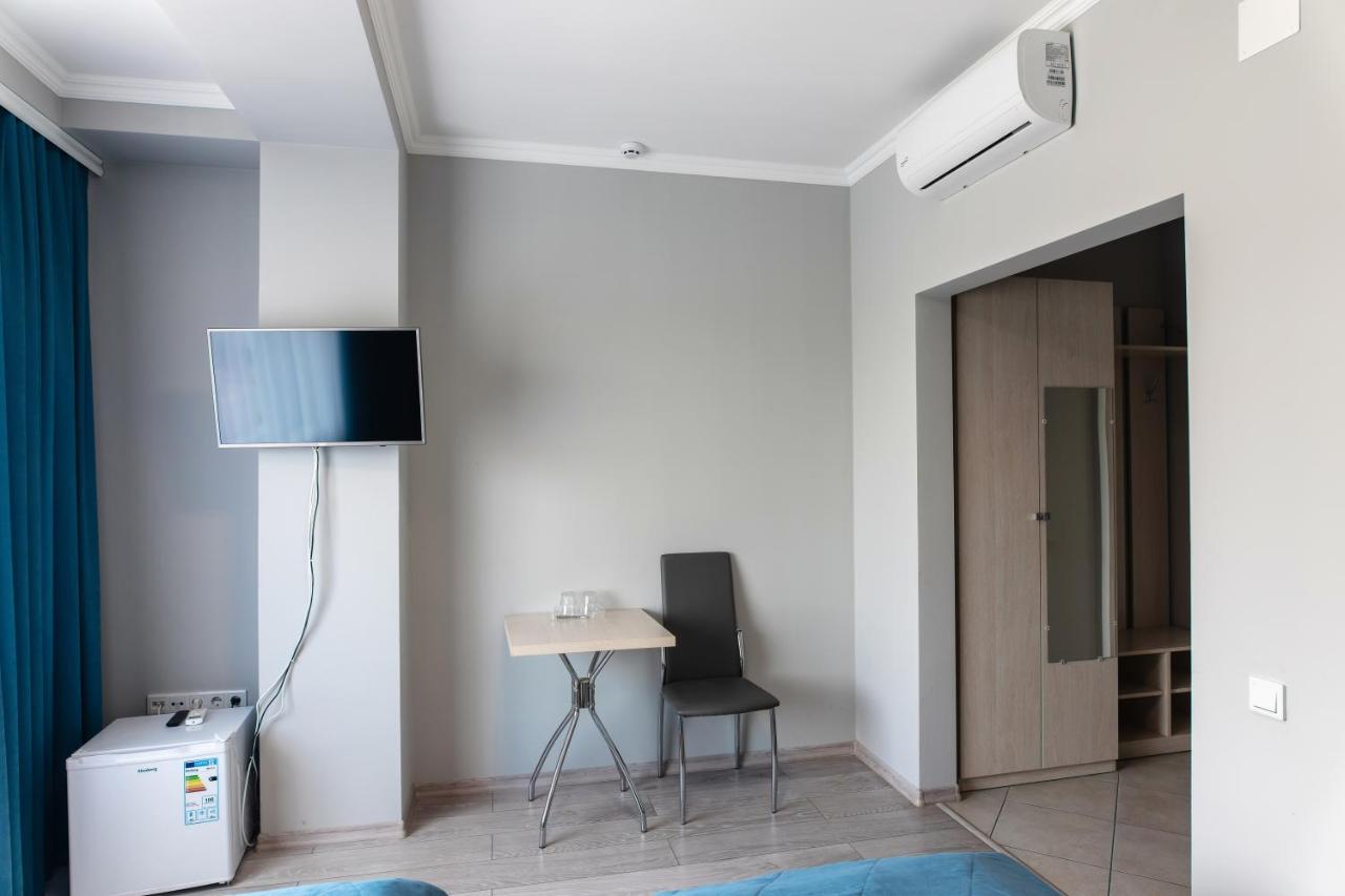 Af Trans Hotel Marshyntsi Экстерьер фото